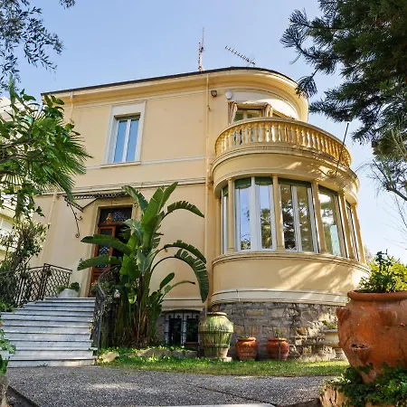 Via Duca Degli Abruzzi Appartaments